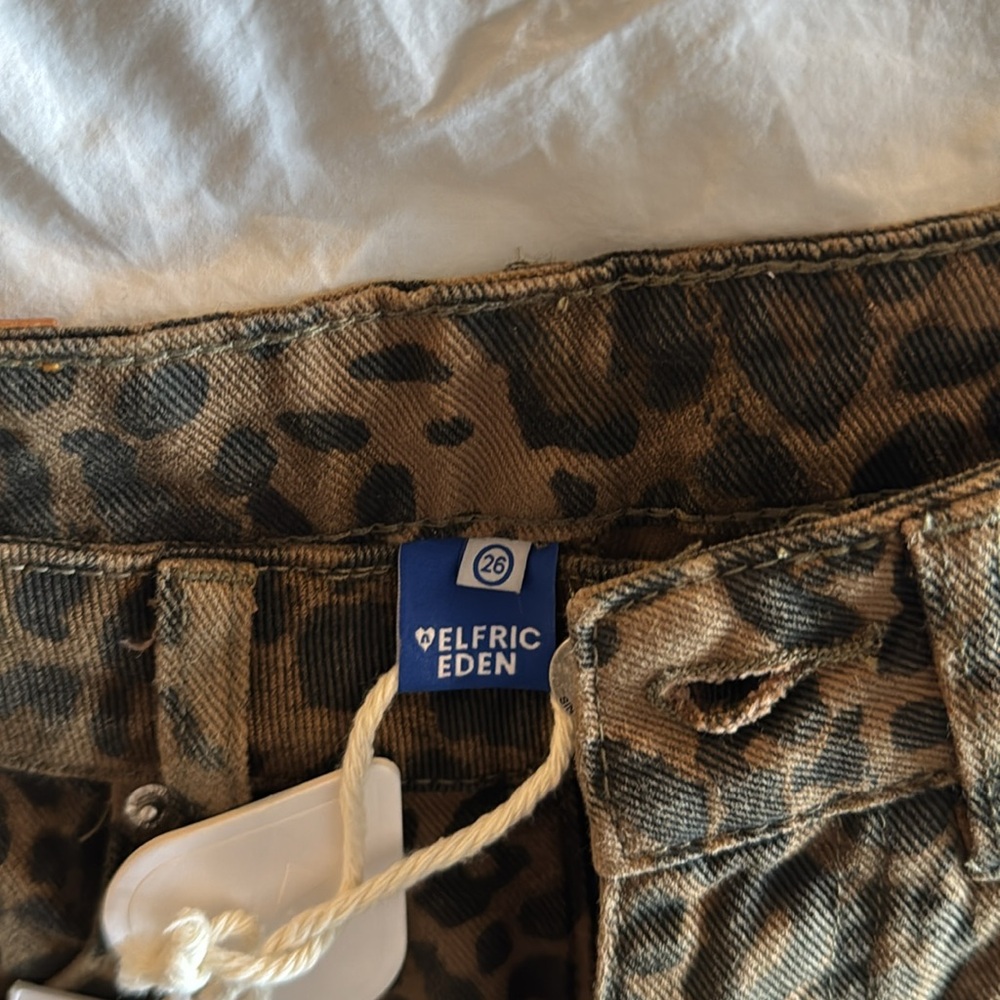 Aelfric Eden Brown Leopard Print Flare Jeans - Picture 4 of 8